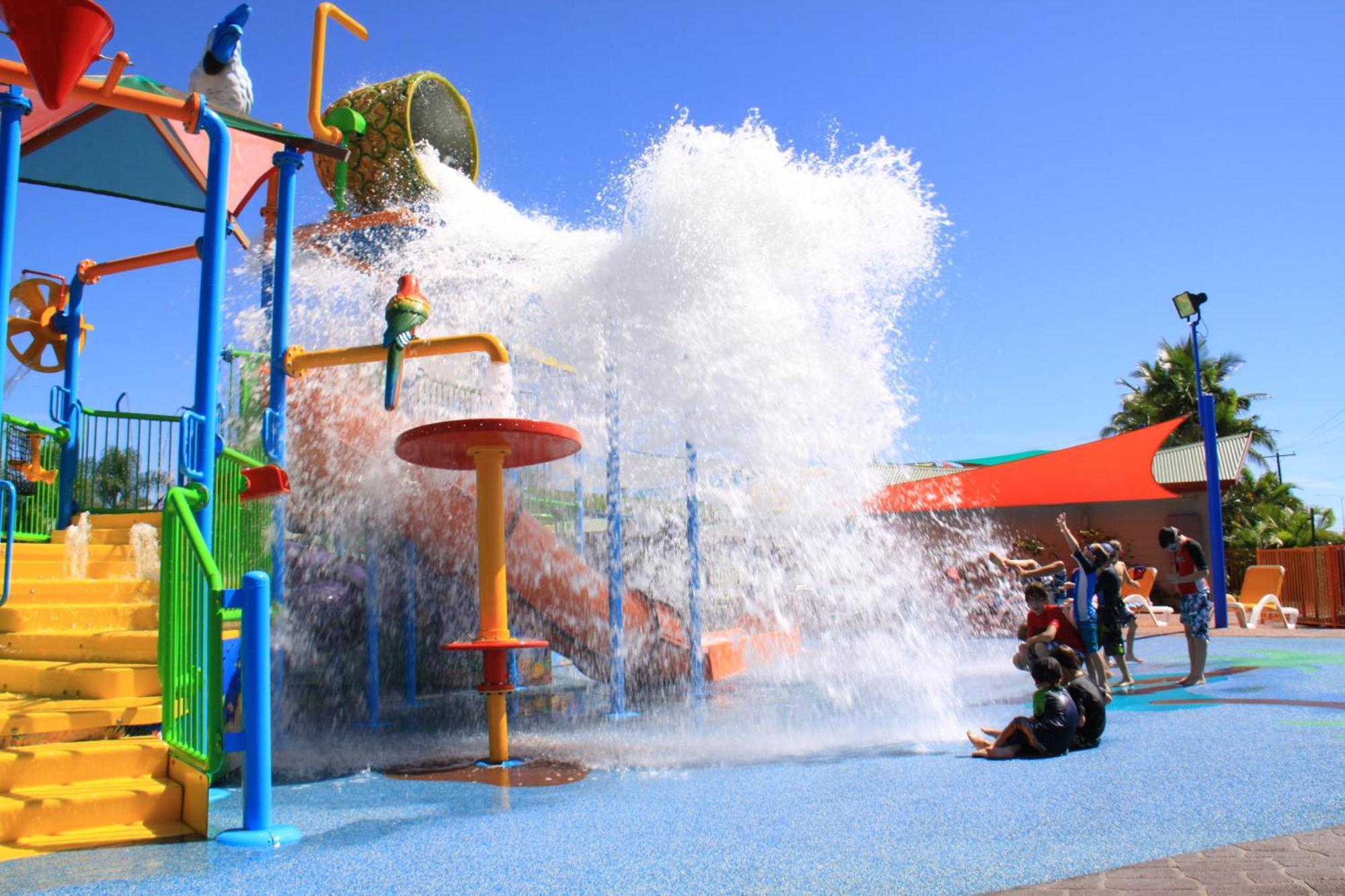Ingenia Holidays Cairns Coconut المظهر الخارجي الصورة Wet 'n' Wild Water Park