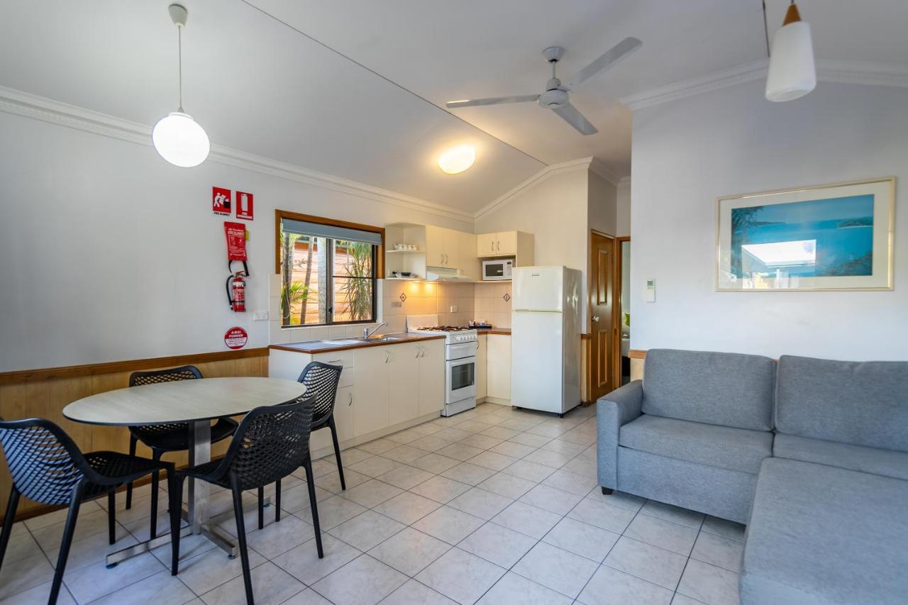 Ingenia Holidays Cairns Coconut المظهر الخارجي الصورة A typical studio apartment