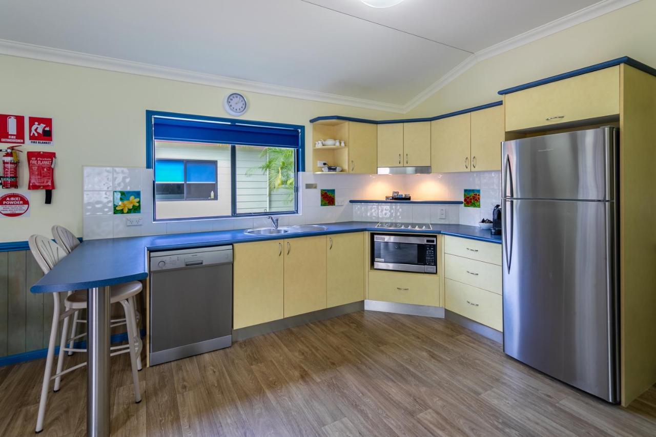 Ingenia Holidays Cairns Coconut المظهر الخارجي الصورة A modern Australian kitchen